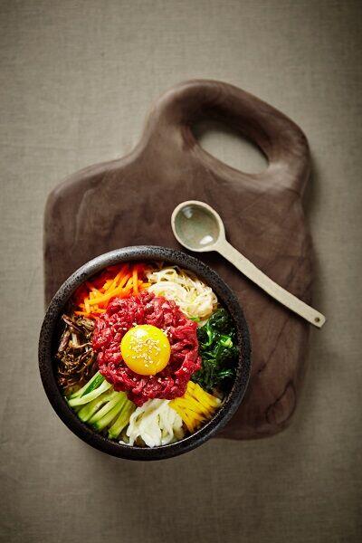 BEEF TARTARE BIBIMBAP