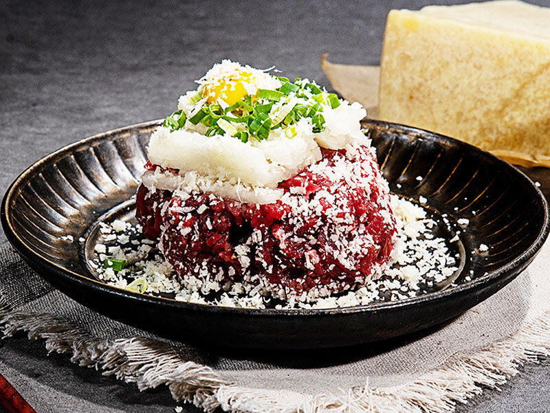 Beef Tartare (육회)